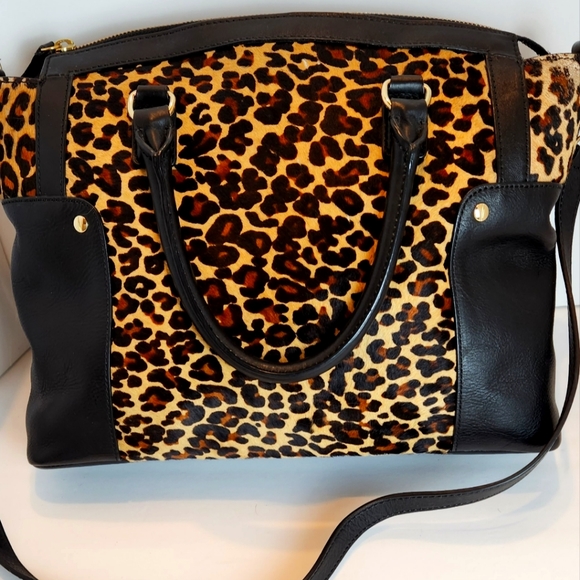 Leopard Haircalf and Black Leather Bag Tote with Shoulder Strap - Picture 12 of 12